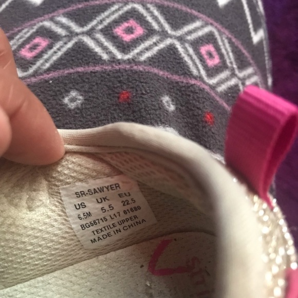 Little girls osh kosh fall/winter gym shoes size 7 - Picture 6 of 6